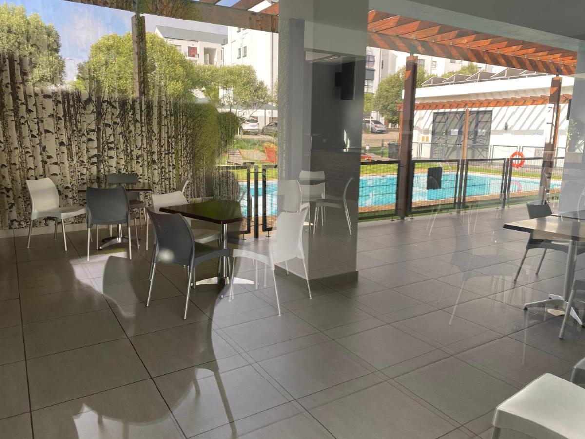 Greenstone Ridge Apartment Johannesburg Buitenkant foto