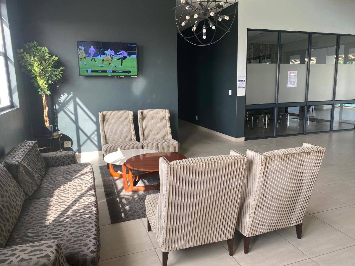 Greenstone Ridge Apartment Johannesburg Buitenkant foto